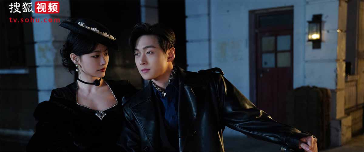 《胭脂似火》持续热播 “千载岚冯”CP极限拉扯引热议